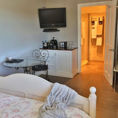 The Ark Stanley Luxury Bed And Breakfast Ruang foto